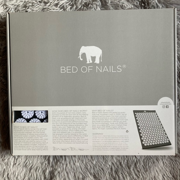 New In Box Accupressure Mat BED OF NAILS, 29x16x1” W/Carry Bag, 8,820 Points - Picture 2 of 9